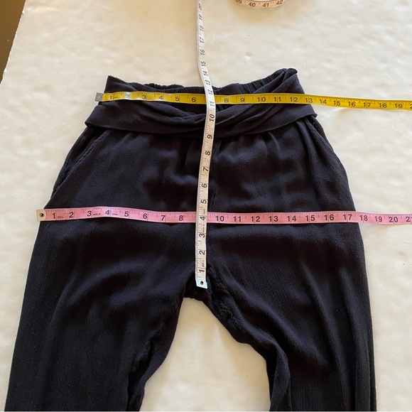 Free People Got Me Twisted Harem Pants Womens Size XS Cropped Black Ankle Zipper - Picture 8 of 9